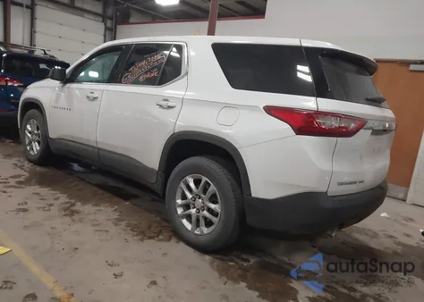2021 Chevrolet Traverse Awd Ls z USA, uszkodzony, nr VIN 1GNEVFKW9MJ140552